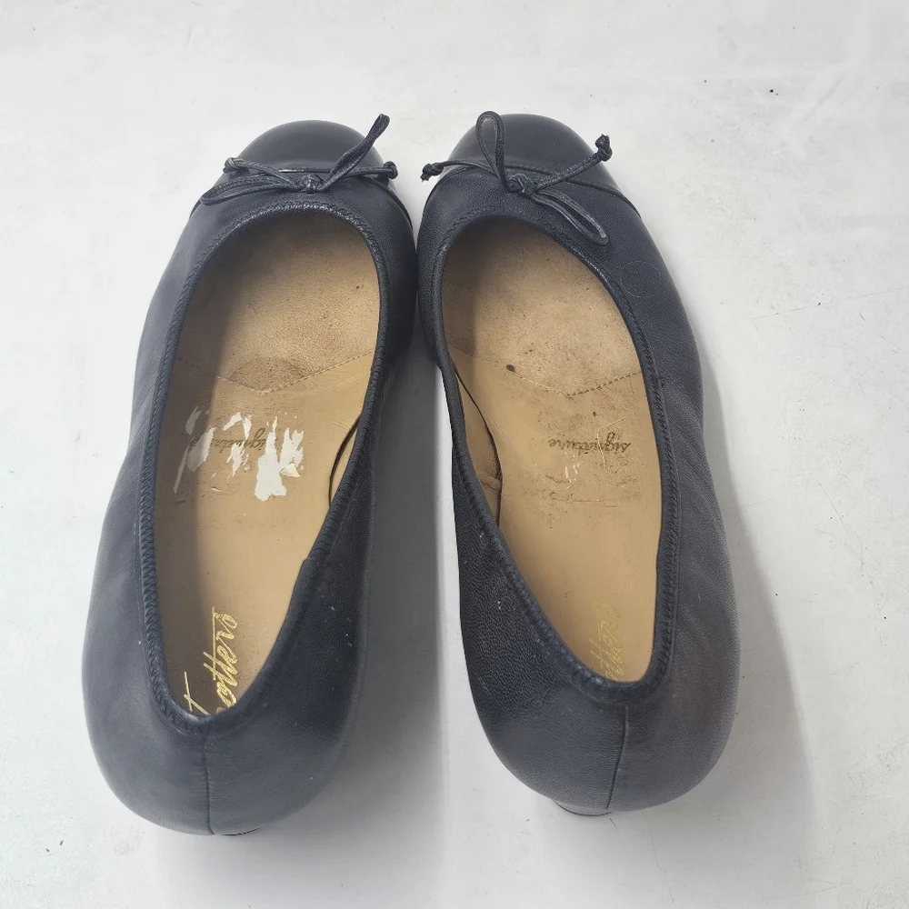 Trotters Lilly Navy Leather Cap Toe Wedge Heel Pumps Bow Womens 11W Size Comfort